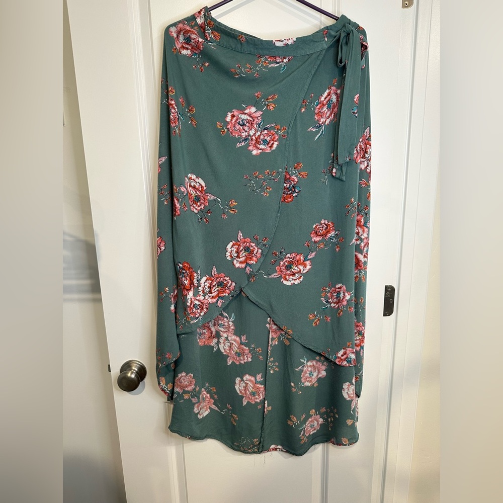 High low wrap skirt.